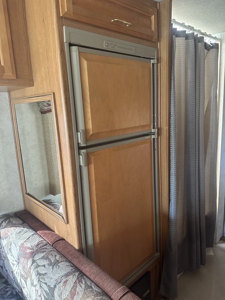 
								2000 Fleetwood Southwind 30 FT full									