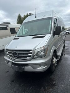 2015 Winnebago Mercedes Diesel ERA 70X Class B