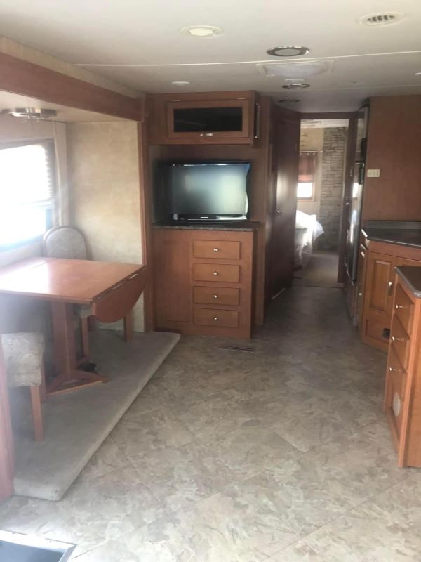 
								2011 Forest River Georgetown full									