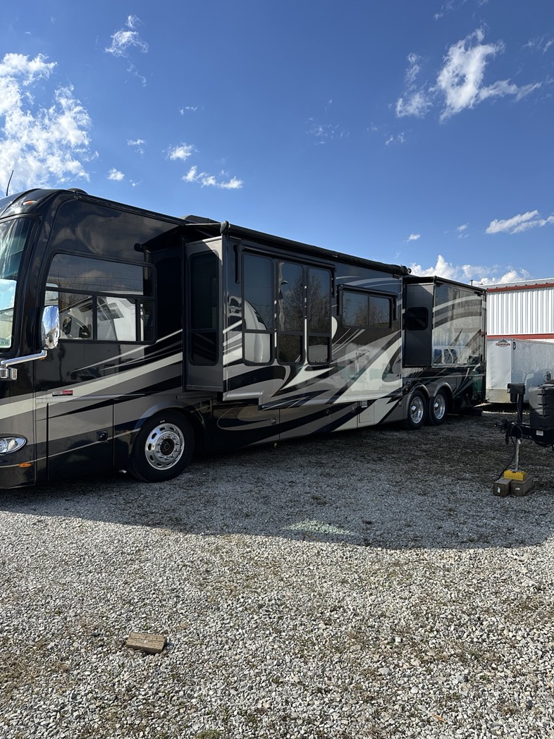 
								2011 Thor Tuscany full									
